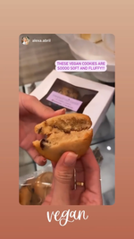 Load image into Gallery viewer, Vegan Chocolate Chip Cloud Cookies
