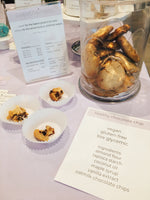 Load image into Gallery viewer, Vegan Chocolate Chip Cloud Cookies
